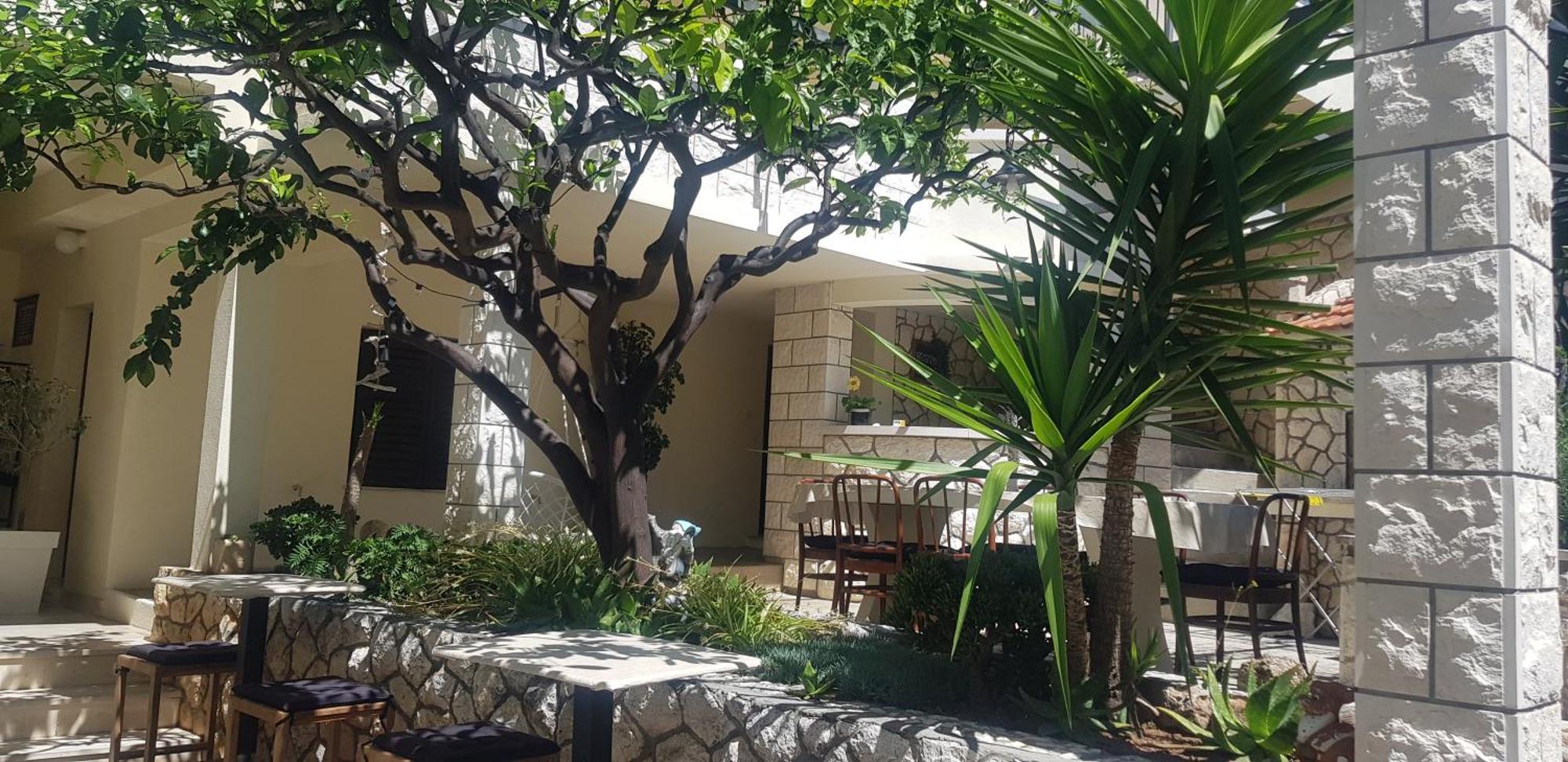 Bed & Breakfast Huljic 赫瓦尔 外观 照片