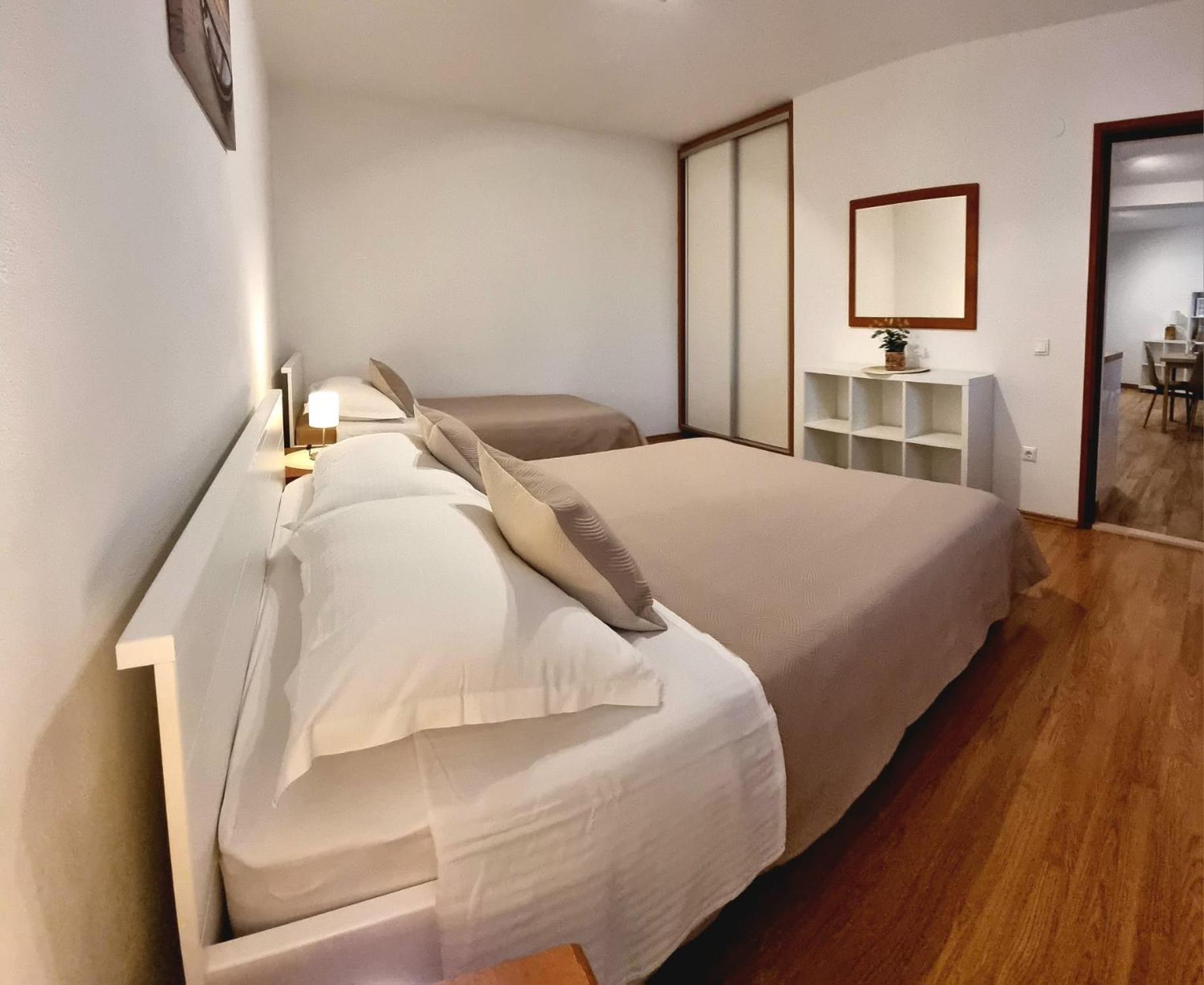 Bed & Breakfast Huljic 赫瓦尔 外观 照片